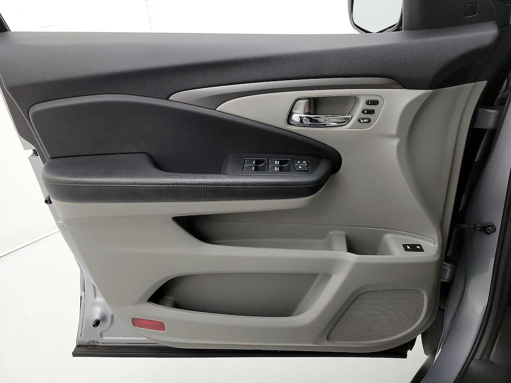 used 2019 Honda Pilot car, priced at $26,998