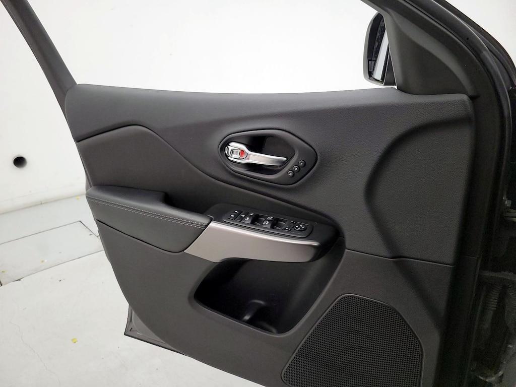 used 2019 Jeep Cherokee car, priced at $17,998