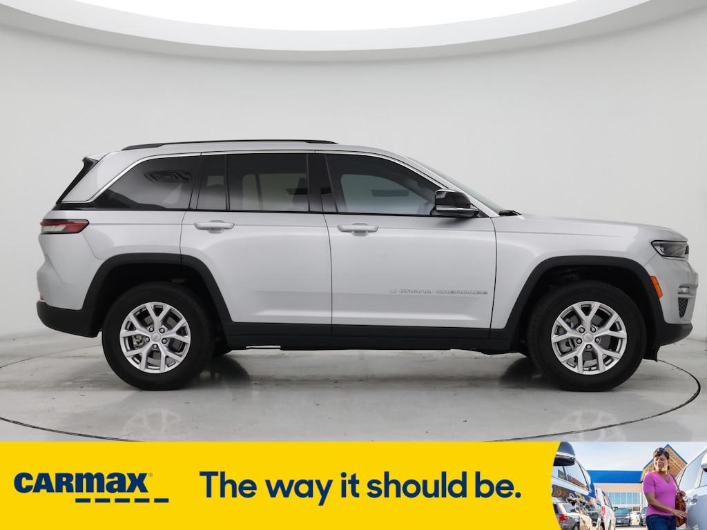used 2022 Jeep Grand Cherokee car, priced at $32,998
