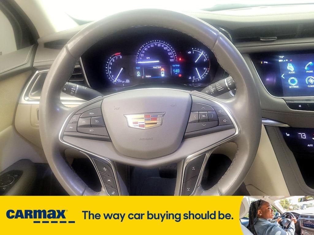 used 2019 Cadillac XT5 car, priced at $25,998