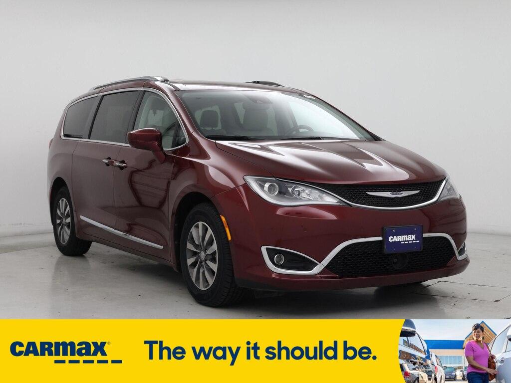 used 2020 Chrysler Pacifica car, priced at $28,998