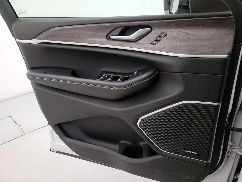 used 2021 Jeep Grand Cherokee L car, priced at $31,998