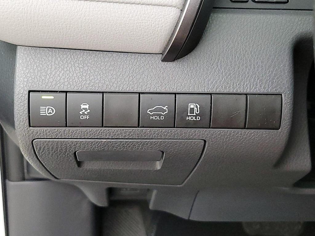 used 2020 Toyota Camry Hybrid car, priced at $25,998