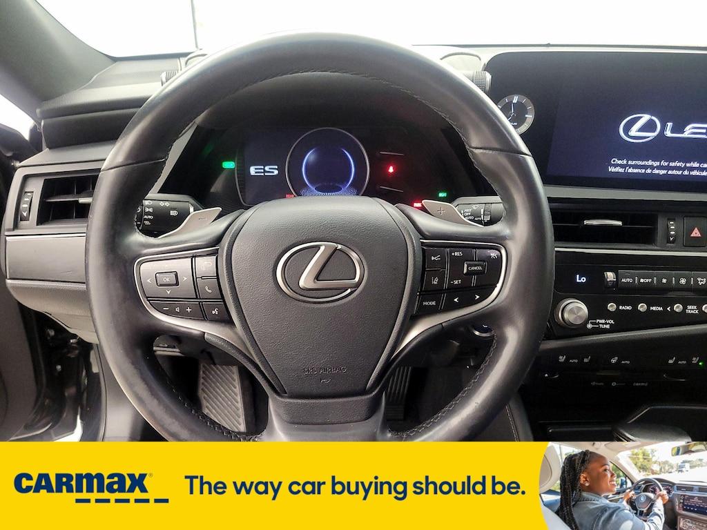 used 2022 Lexus ES 300h car, priced at $35,998