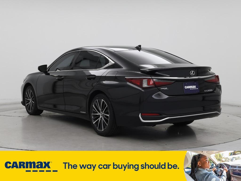used 2022 Lexus ES 300h car, priced at $35,998