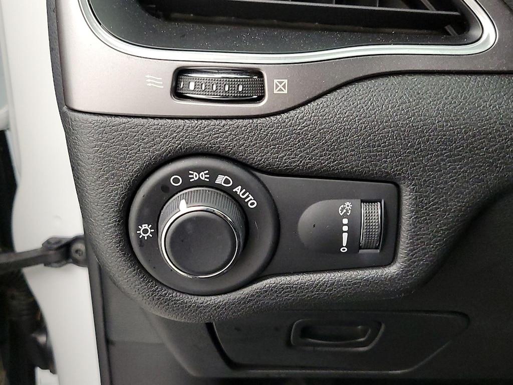 used 2020 Jeep Cherokee car, priced at $17,998