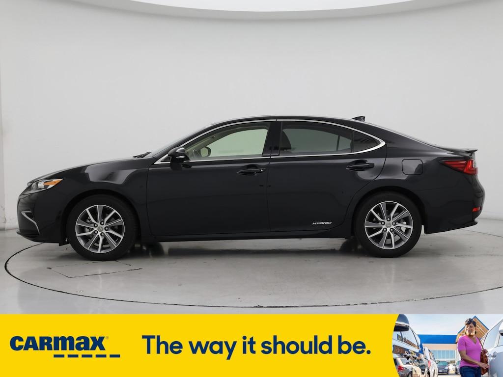 used 2018 Lexus ES 300h car, priced at $34,998