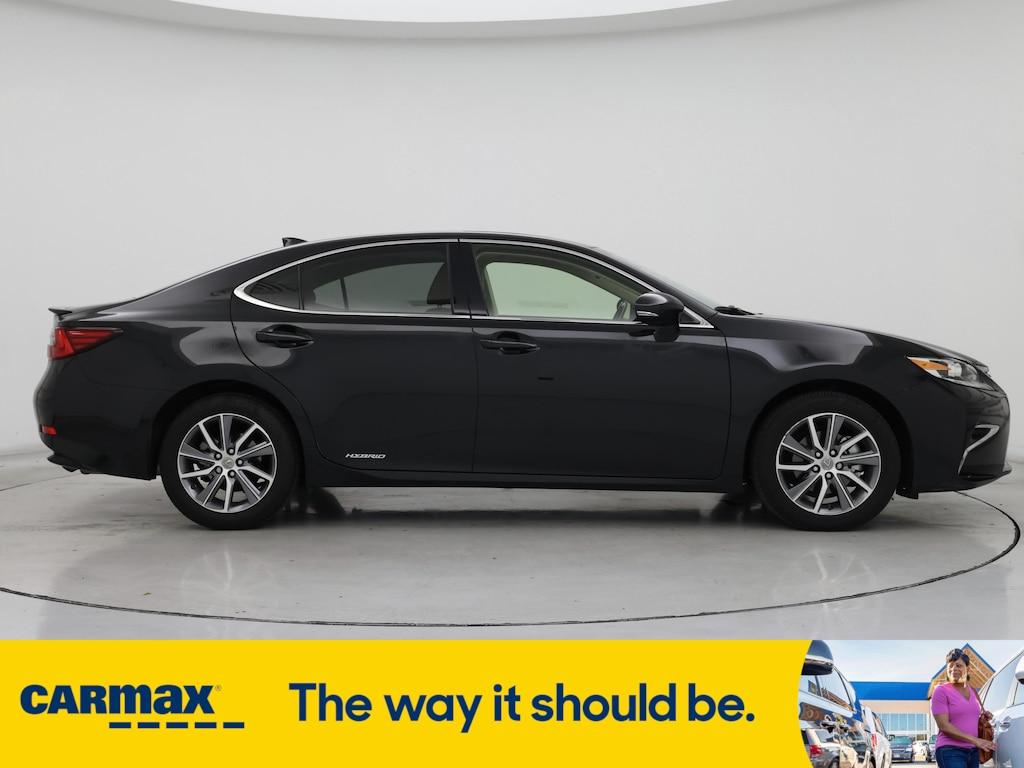 used 2018 Lexus ES 300h car, priced at $34,998