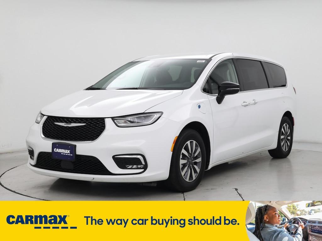 used 2024 Chrysler Pacifica Hybrid car, priced at $36,998