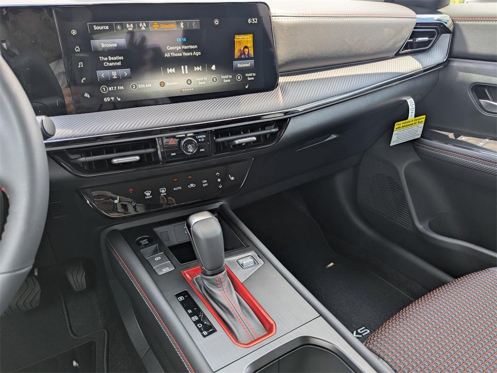 new 2025 Nissan Kicks car, priced at $26,930