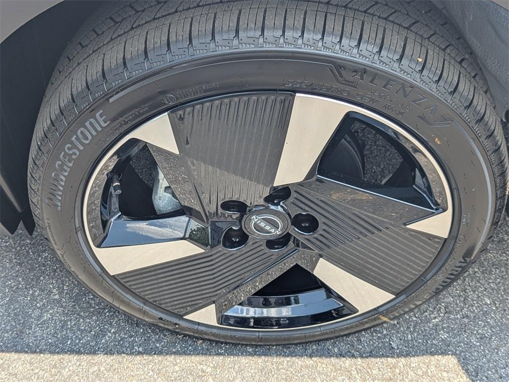 new 2025 Nissan Kicks car, priced at $26,930