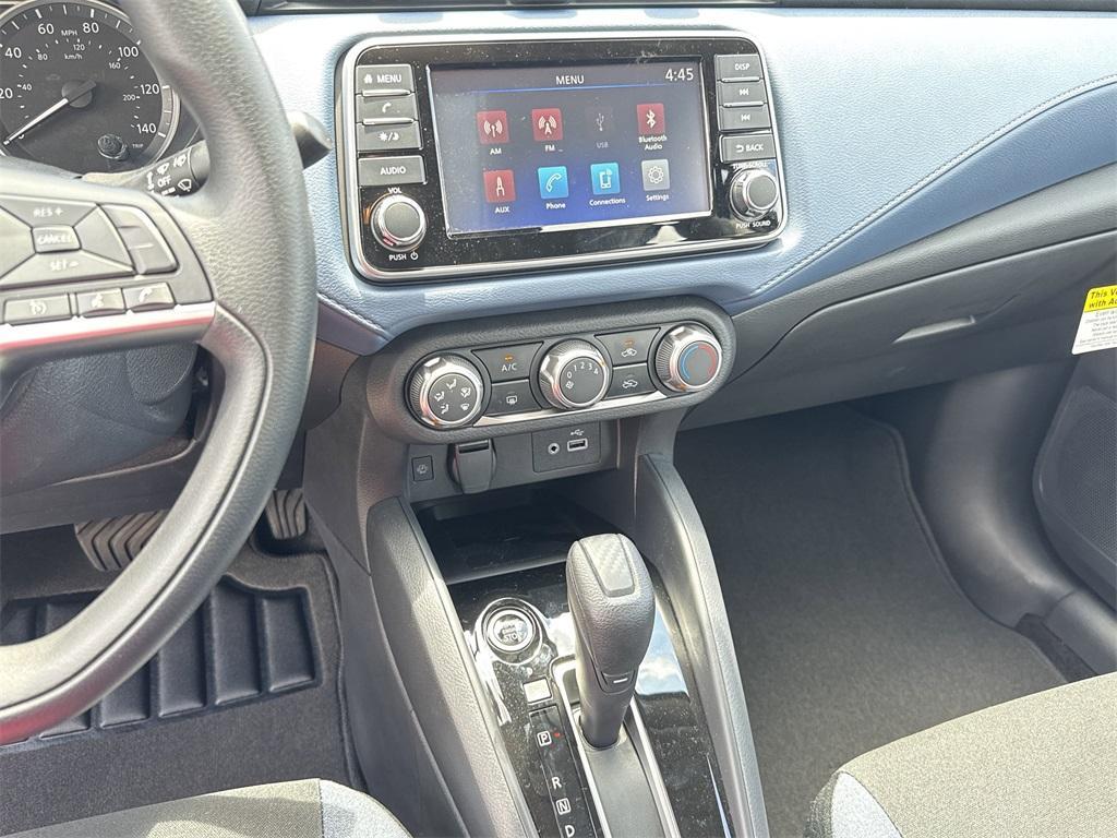 new 2025 Nissan Versa car, priced at $21,212