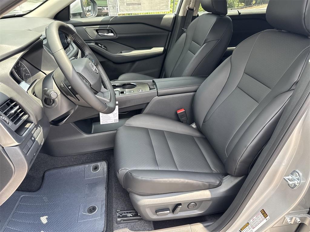 new 2025 Nissan Rogue car, priced at $31,205