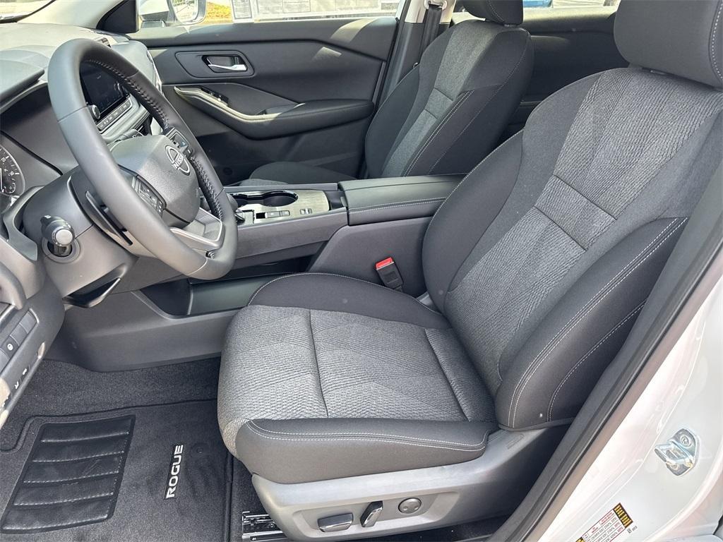 new 2025 Nissan Rogue car, priced at $29,737