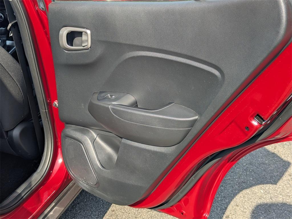 used 2022 Hyundai Venue car, priced at $18,990