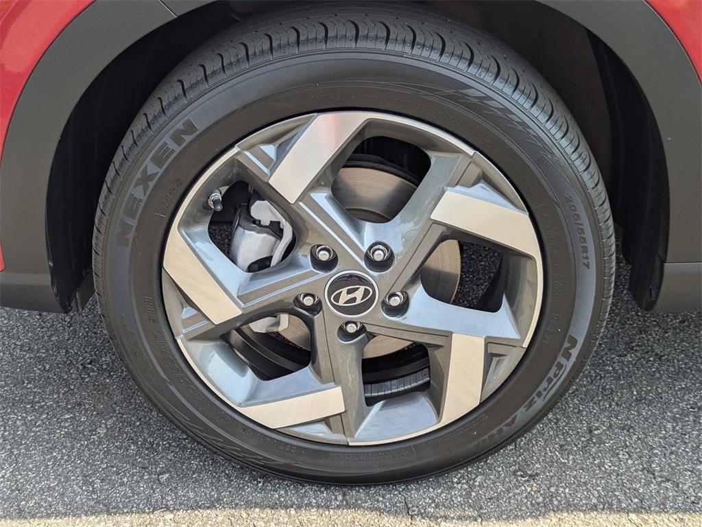 used 2022 Hyundai Venue car, priced at $18,990