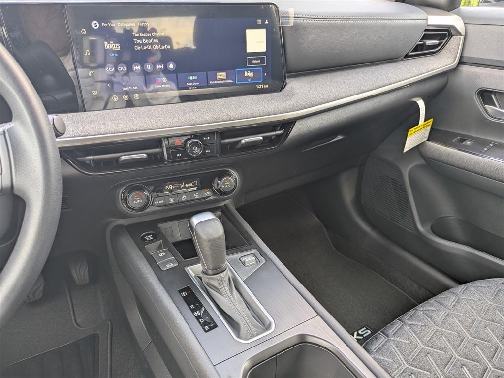 new 2026 Nissan Kicks car, priced at $26,195