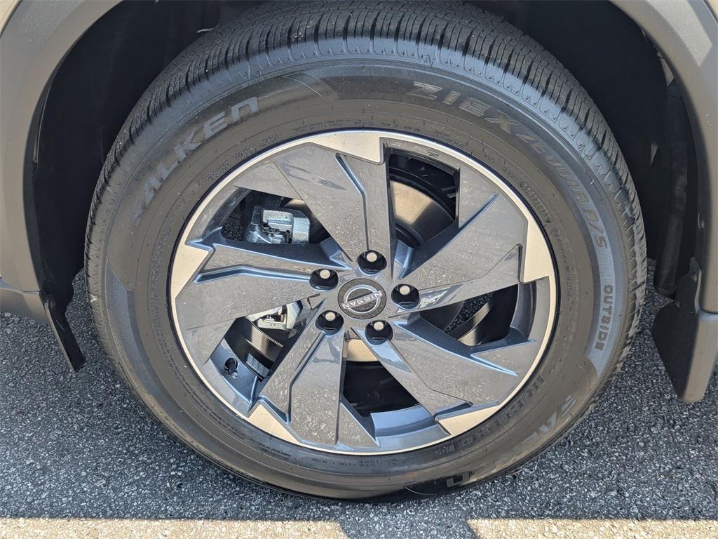 new 2026 Nissan Rogue car, priced at $30,935