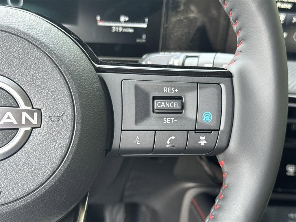 new 2025 Nissan Kicks car, priced at $27,453