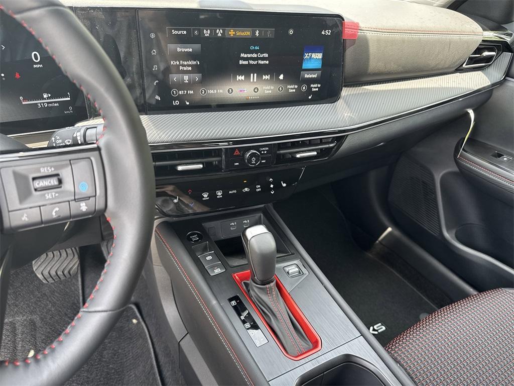 new 2025 Nissan Kicks car, priced at $27,453