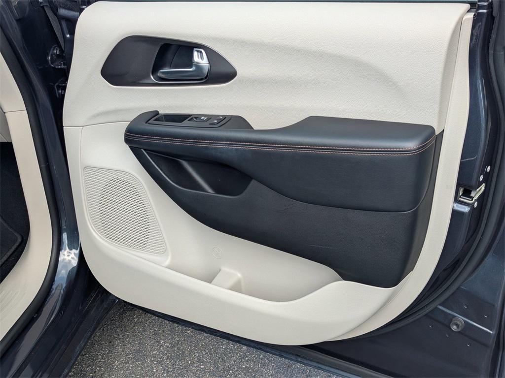 used 2020 Chrysler Pacifica car, priced at $20,590