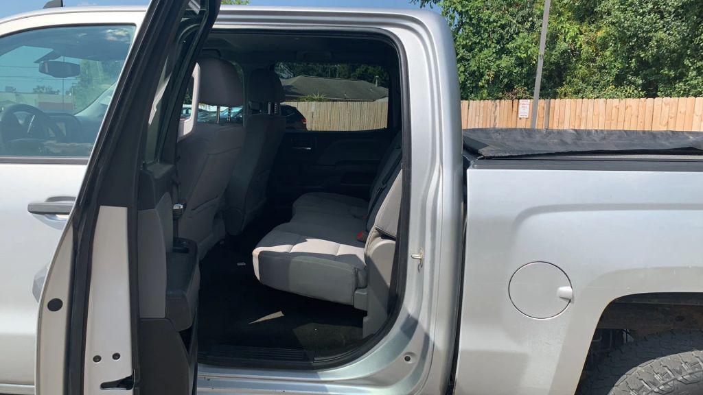 used 2018 Chevrolet Silverado 1500 car, priced at $17,888