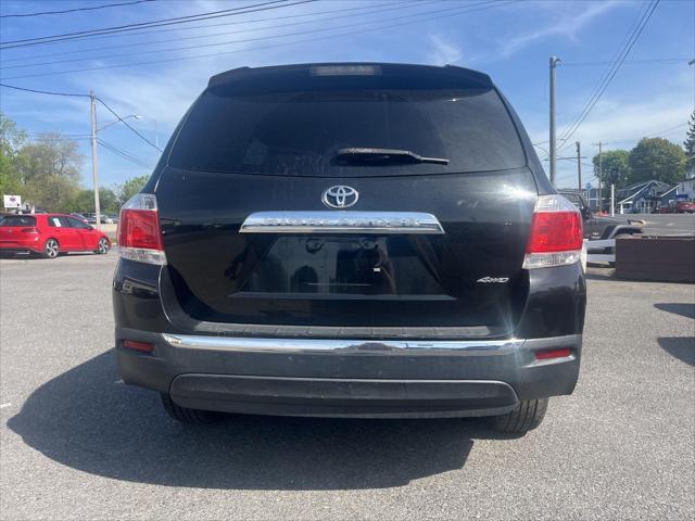 used 2013 Toyota Highlander car, priced at $11,799