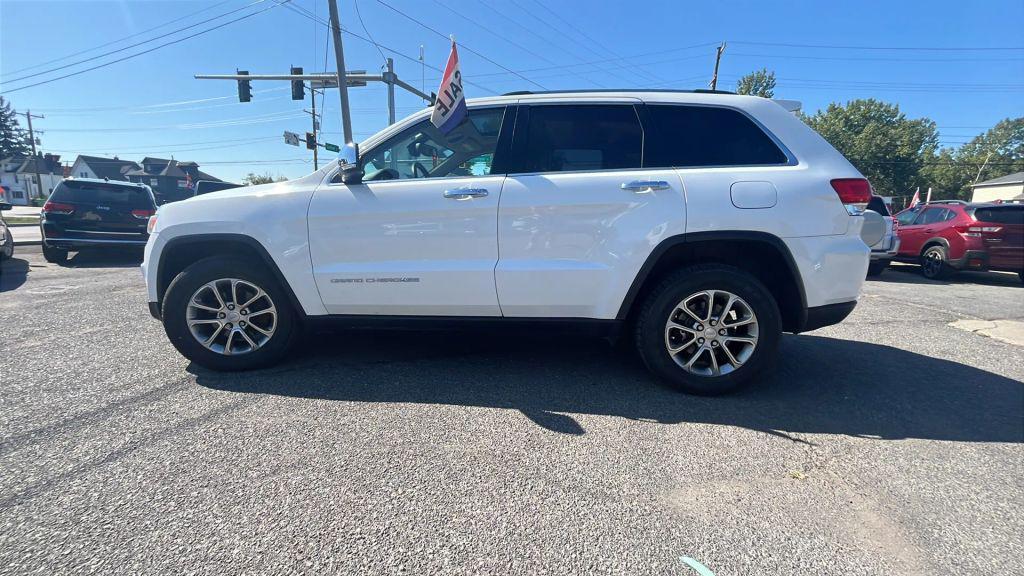 used 2015 Jeep Grand Cherokee car, priced at $11,488