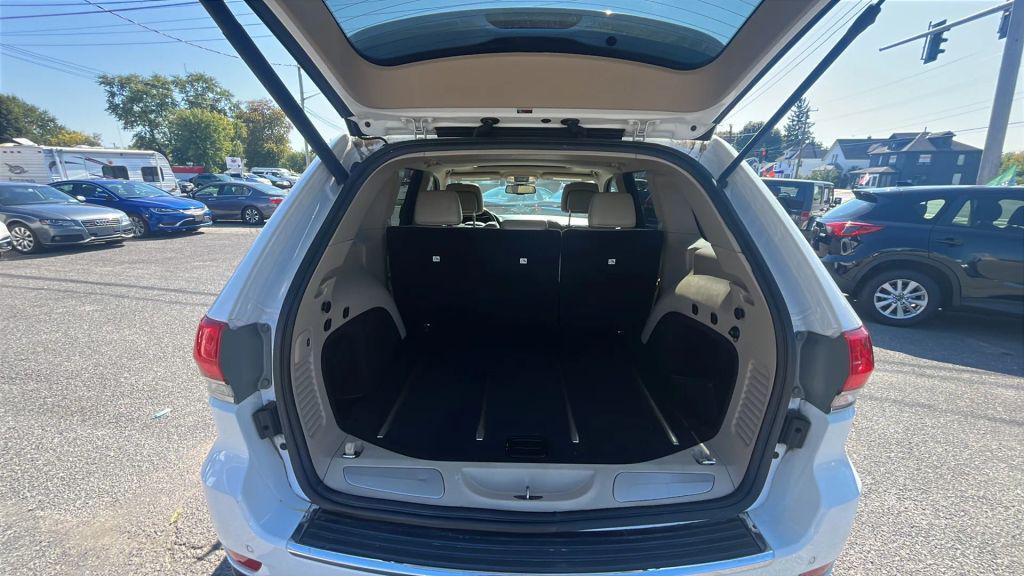 used 2015 Jeep Grand Cherokee car, priced at $11,488