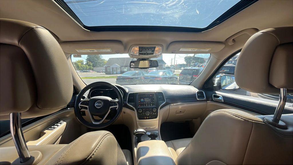 used 2015 Jeep Grand Cherokee car, priced at $11,488