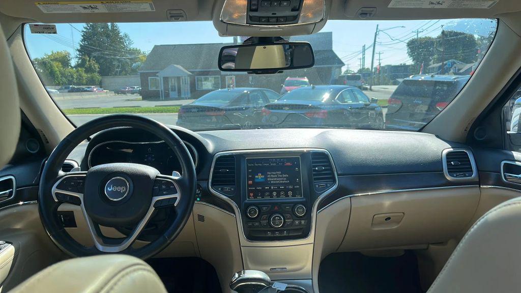 used 2015 Jeep Grand Cherokee car, priced at $11,488