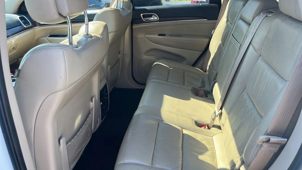 used 2015 Jeep Grand Cherokee car, priced at $11,488