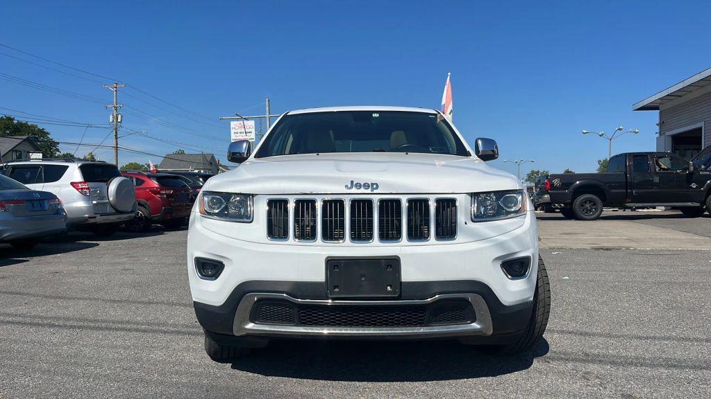 used 2015 Jeep Grand Cherokee car, priced at $11,488
