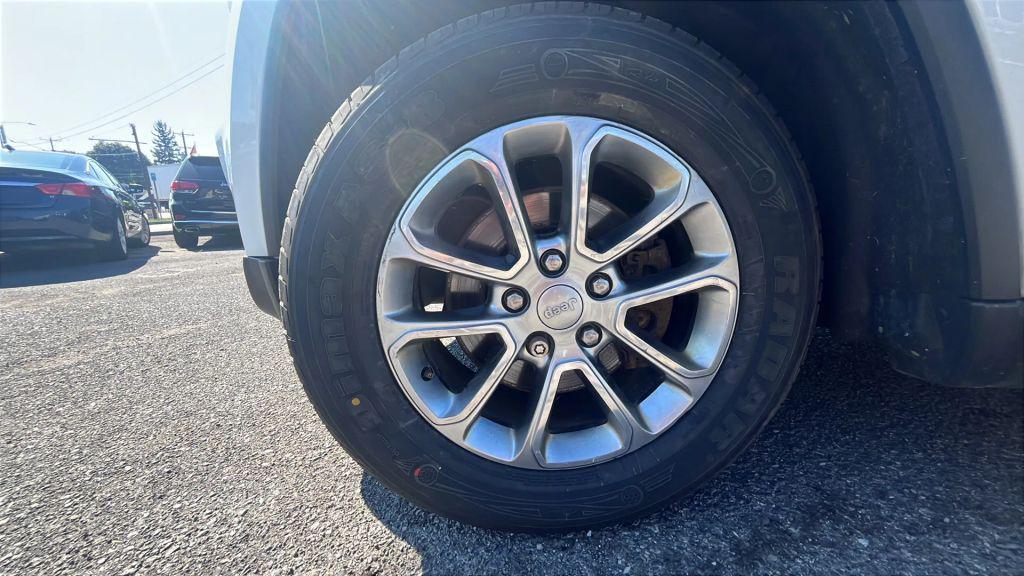 used 2015 Jeep Grand Cherokee car, priced at $11,488