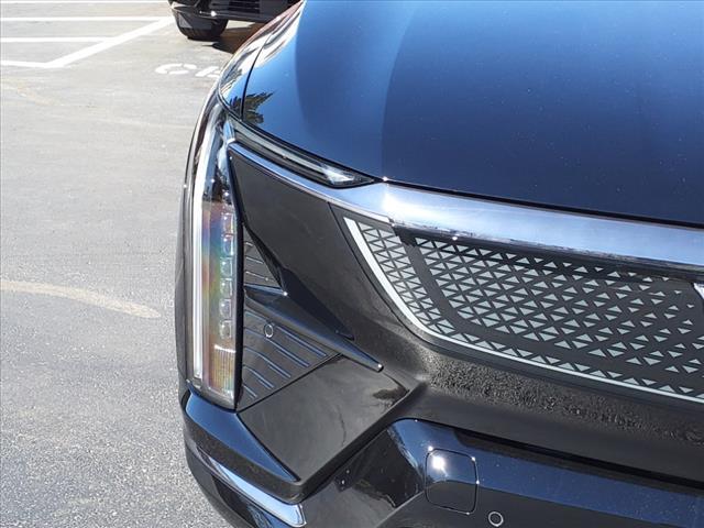 new 2025 Cadillac OPTIQ car, priced at $54,990