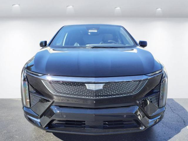 new 2025 Cadillac OPTIQ car, priced at $54,990