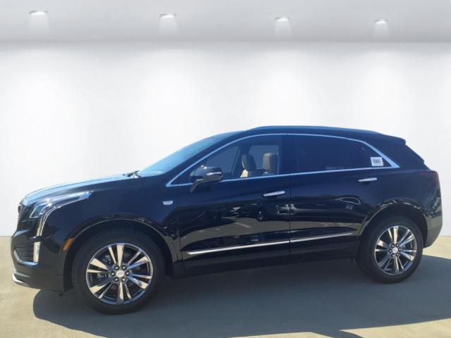 new 2025 Cadillac XT5 car, priced at $53,615