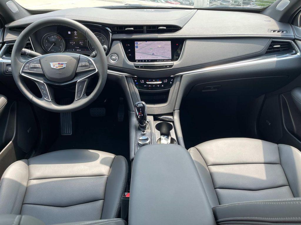 new 2025 Cadillac XT5 car, priced at $56,190