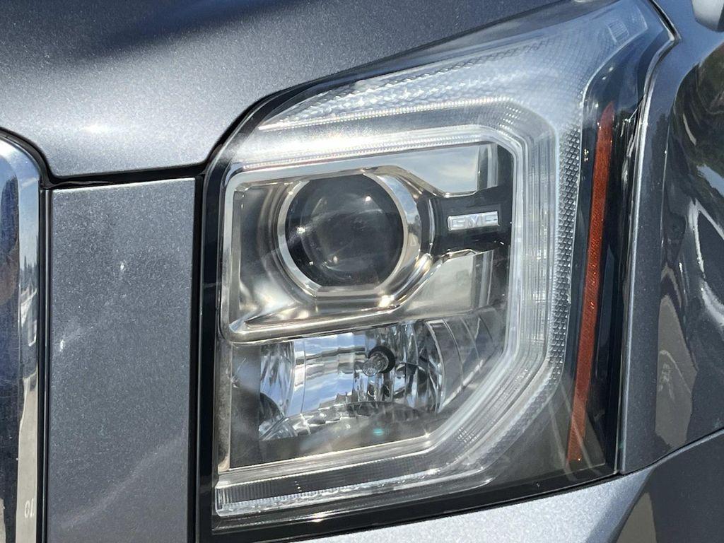 used 2020 GMC Yukon XL car, priced at $44,900