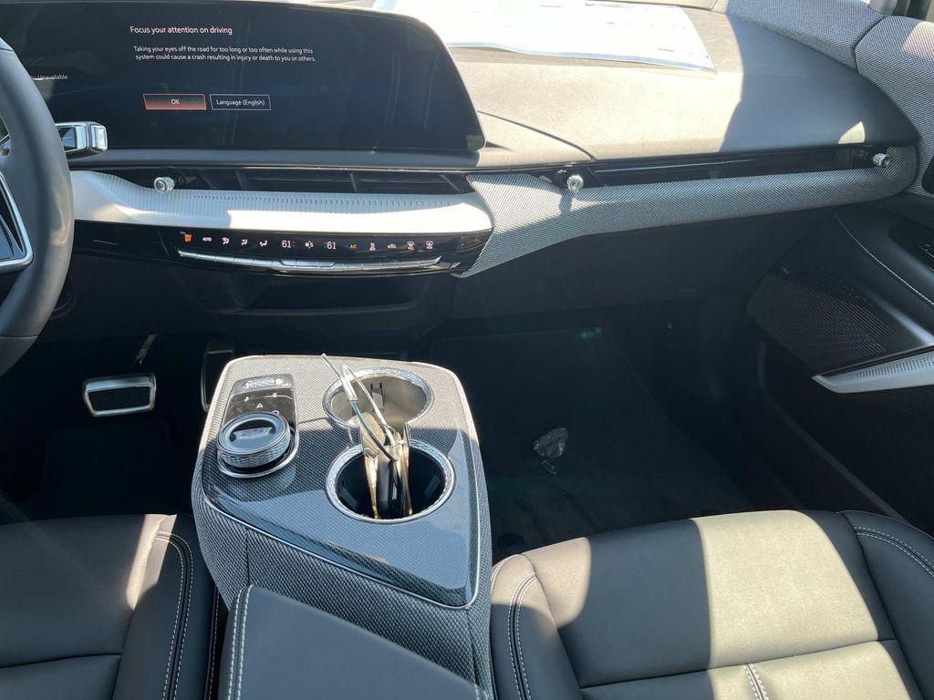 new 2025 Cadillac OPTIQ car, priced at $54,689