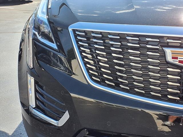 new 2025 Cadillac XT5 car, priced at $56,915