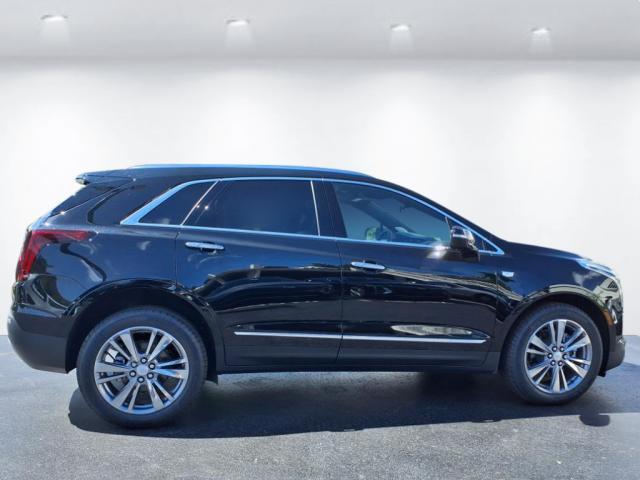 new 2025 Cadillac XT5 car, priced at $56,915