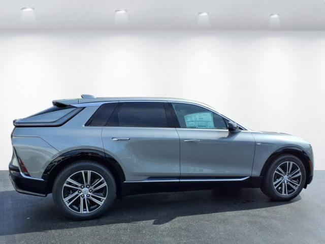 new 2025 Cadillac LYRIQ car, priced at $60,090