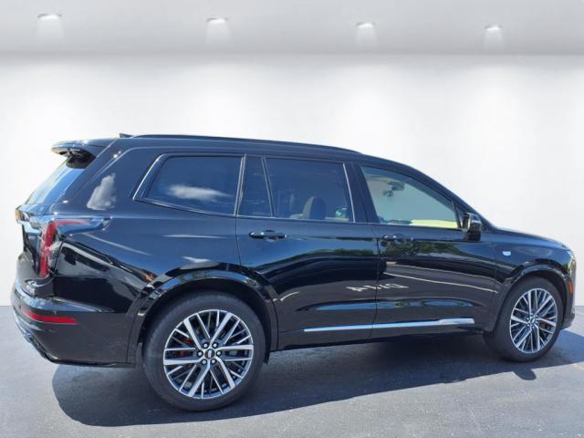 used 2025 Cadillac XT6 car, priced at $66,900