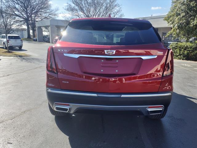 new 2025 Cadillac XT5 car, priced at $58,490