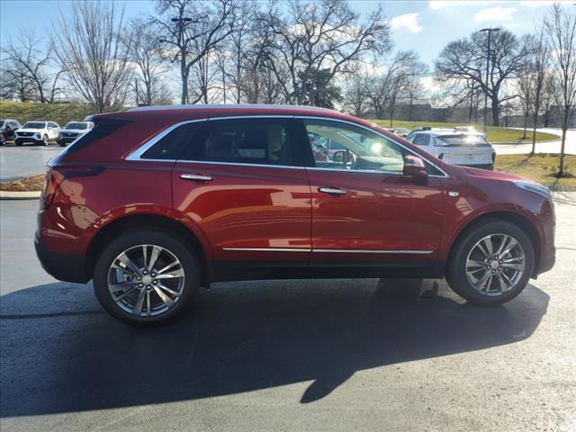 new 2025 Cadillac XT5 car, priced at $58,490