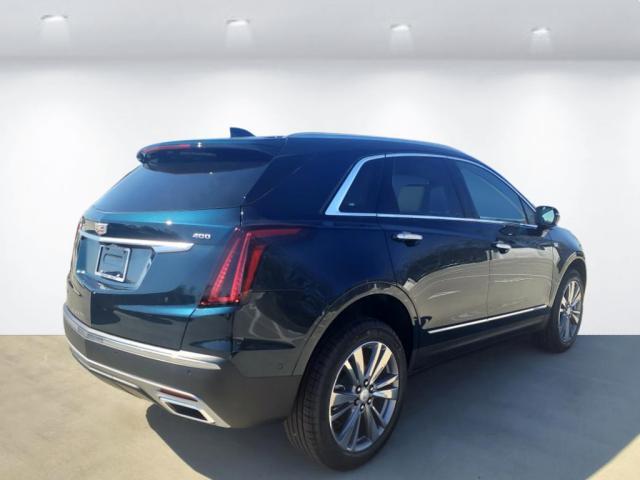 new 2025 Cadillac XT5 car, priced at $57,890