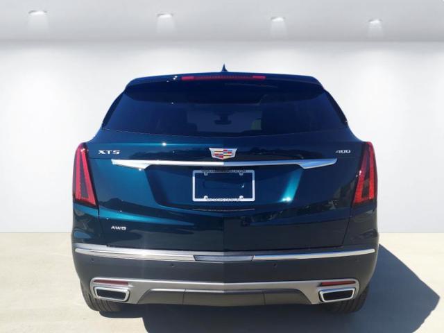 new 2025 Cadillac XT5 car, priced at $57,890