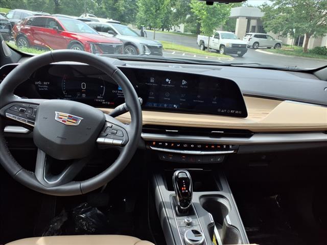 new 2025 Cadillac XT4 car, priced at $51,390
