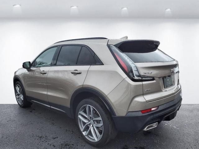 used 2022 Cadillac XT4 car, priced at $32,900